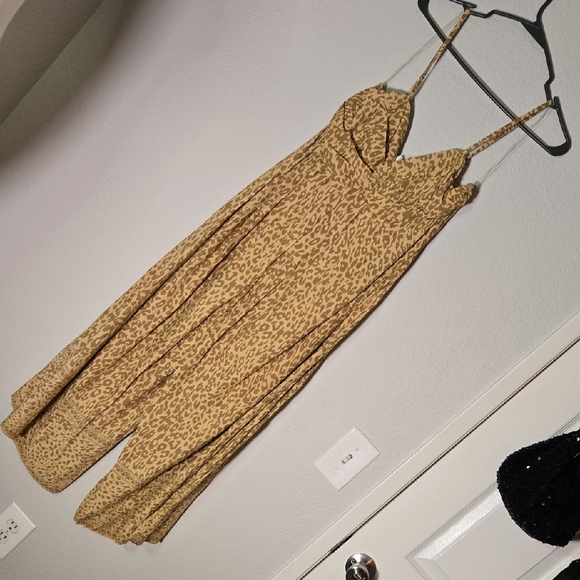 Entro Leopard Print Jumpsuit - Picture 3 of 4